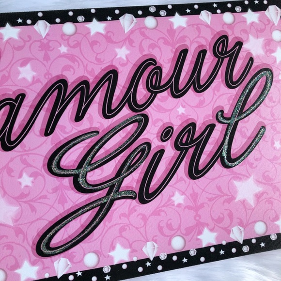 Glamour Girl Canvas Wall Art - Picture 4 of 5